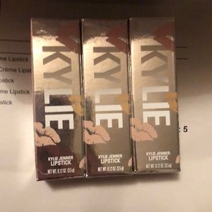 Kylie cosmetics creme lipsticks